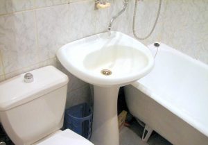 Установка раковины тюльпан в ванной в Казани